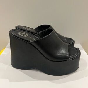 Black Wedge Platform Sandals Wishbone